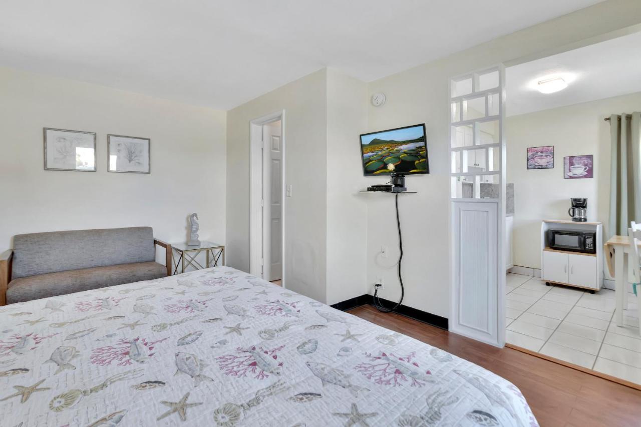 Seahorse Guesthouse Pompano Beach Εξωτερικό φωτογραφία