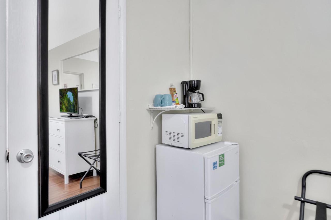 Seahorse Guesthouse Pompano Beach Εξωτερικό φωτογραφία