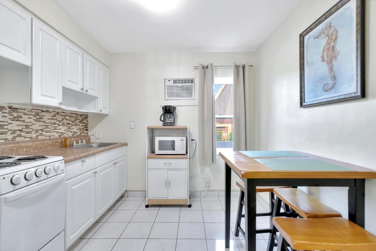 Seahorse Guesthouse Pompano Beach Εξωτερικό φωτογραφία